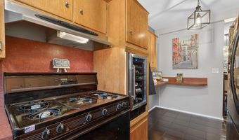 795 AVENUE C 202, Bayonne, NJ 07002