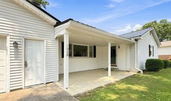 1008 Columbus Cir S, Ashland, OH 44805