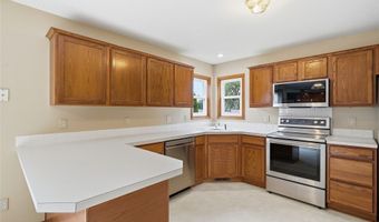 1209 8th Ave SE, Altoona, IA 50009