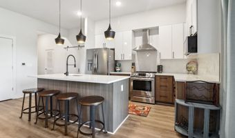 112 Rogers St NE 206, Atlanta, GA 30317