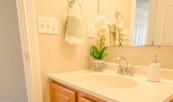 147 Redwood Dr, Bardstown, KY 40004