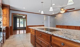 927 Macklyn Ln, Bartlesville, OK 74006