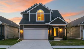 27645 Maryjane Ln E, Chesterfield, MI 48047
