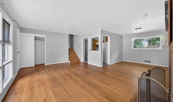 3303 17TH St N, Arlington, VA 22201