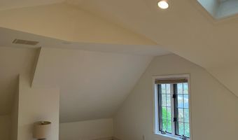 8904 GRANT St, Bethesda, MD 20817