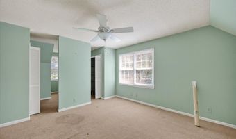 973 Fieldstone Dr, Macon, GA 31210
