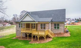 149 Beauchamp Oaks Ct, Advance, NC 27006