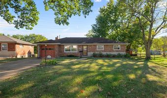 8628 Hillery Dr, Affton, MO 63123