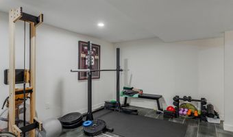3610 TERRACE Dr, Annandale, VA 22003