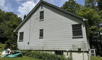 754 Carlton Rd, Tobyhanna, PA 18466