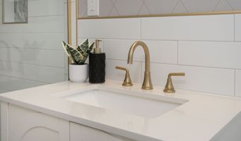 19080 SW BROOKLAWN Pl, Beaverton, OR 97003