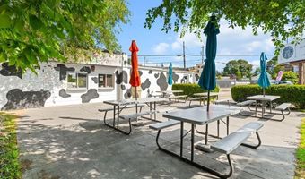1428 Park Ave, Cranston, RI 02920