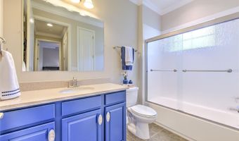 621 WINTERSIDE Dr, Apollo Beach, FL 33572