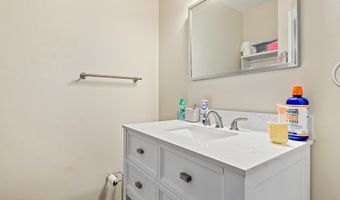 303 Lakeview Dr, Andalusia, AL 36420