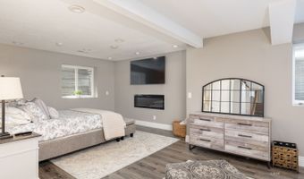 2071 Russell Dr, Elko, NV 89801