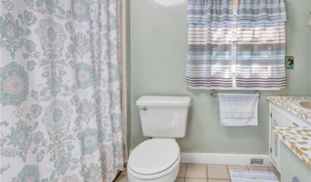 39 Cedar Dr, Danbury, CT 06811