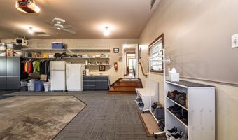 2111 Robins Nest SE, Alexandria, MN 56308