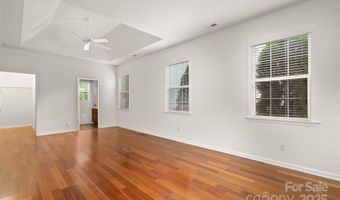 2 Thornwood Ct, Arden, NC 28704