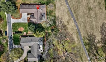 27 Apple Orchard Ln, Lake Wylie, SC 29710