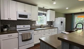 2812 Oakwood Dr, Bardstown, KY 40004
