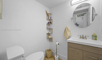 3501 Magellan Cir 635, Aventura, FL 33180