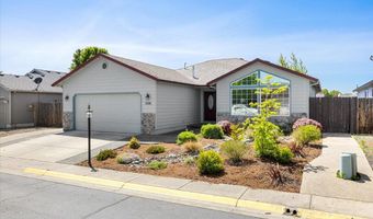 1336 Hawk Dr, Central Point, OR 97502