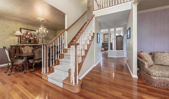 2032 RIDINGS Dr, Williamstown, NJ 08094