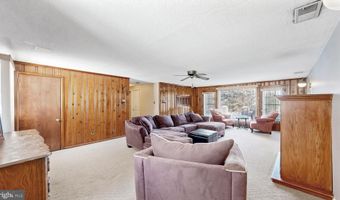 102 MERIDEN Dr, Hockessin, DE 19707
