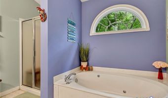 387 Woodruff Dr, Aylett, VA 23009
