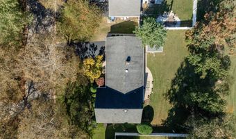 130 CLUB HOUSE Dr, Willingboro, NJ 08046