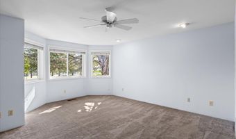 912 Cypress Point Loop, Ashland, OR 97520