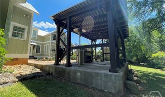 156 Lake Oglethorpe Dr, Arnoldsville, GA 30619