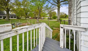 317 WOODLAWN Dr, Aurora, IN 47001