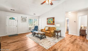 2101 Wilson Dr, Beaufort, SC 29902