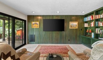 13 Kent Pl, Asheville, NC 28804