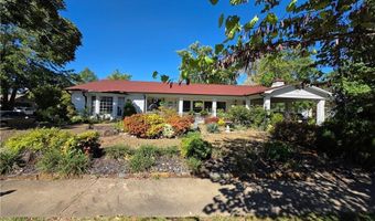 610 Central Ave, Bentonville, AR 72712