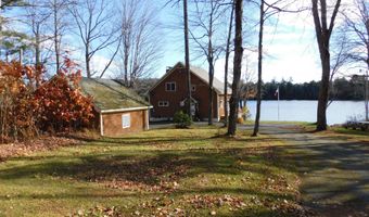 43 Chase Rd, Baileyville, ME 04694