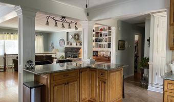 10 Lindgren Ter, Ansonia, CT 06401