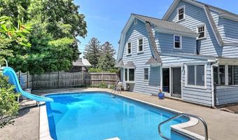 4 Harlem St, East Providence, RI 02916