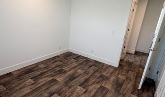 1611 6th Ave E A5, Alexandria, MN 56308