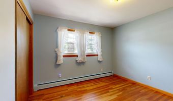 8 Fahi Pond Rd, Anson, ME 04958