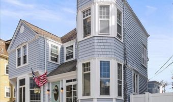 43 Howard St, Newport, RI 02840