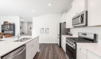 60 Backwater St, Port Royal, SC 29906