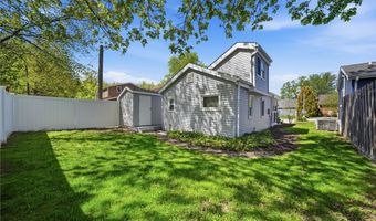 5825 Lake Rd, Ashtabula, OH 44004