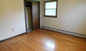 81 S Main St, Athens, ME 04912