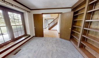80 Hillcrest Estates Dr, Batesville, IN 47006