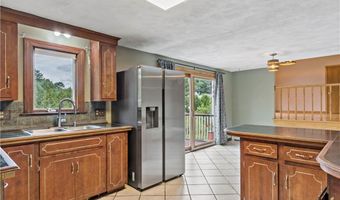2 Huckleberry Rd, Coventry, RI 02816