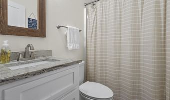 9281 Liberty Rd, Biloxi, MS 39532