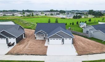 3455 E RUBYRED Dr, Appleton, WI 54913