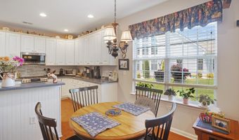 10 Harbor Pl, Barnegat, NJ 08005